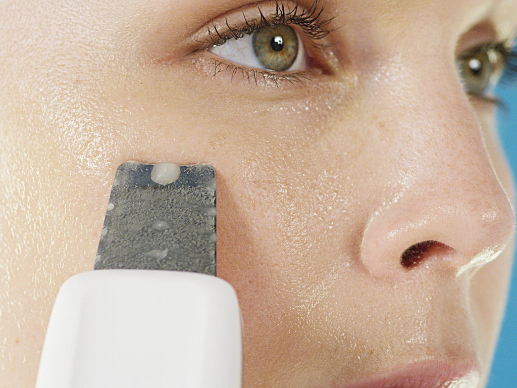 Aparat ultrasonic ionic skin scrubber pentru ingrijirea tenului